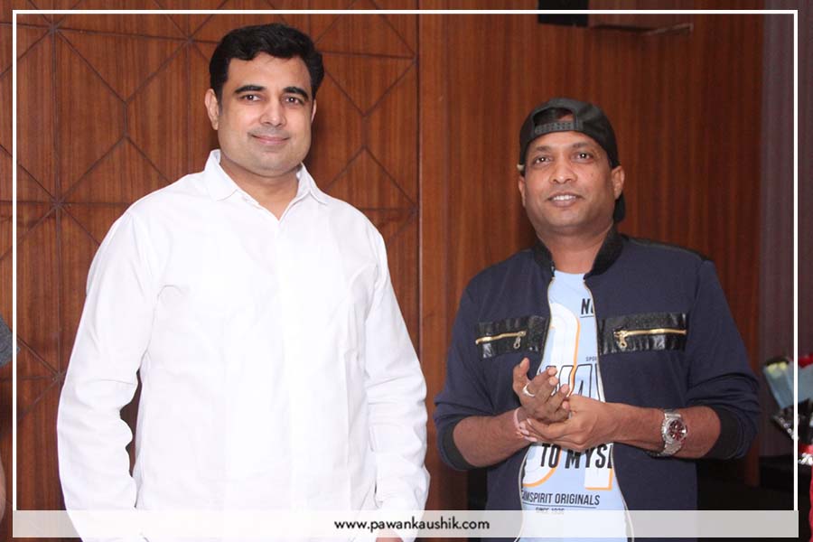 Pt. Pawan Kaushik celebrates his birthday with Bollywood Personalities